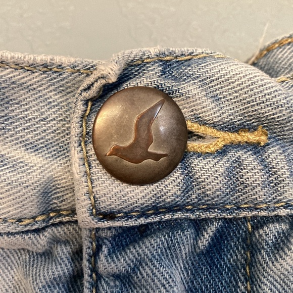 Free People Cutoff Short Shorts ~ Size W 27 ~ Light Blue Wash - Picture 8 of 9